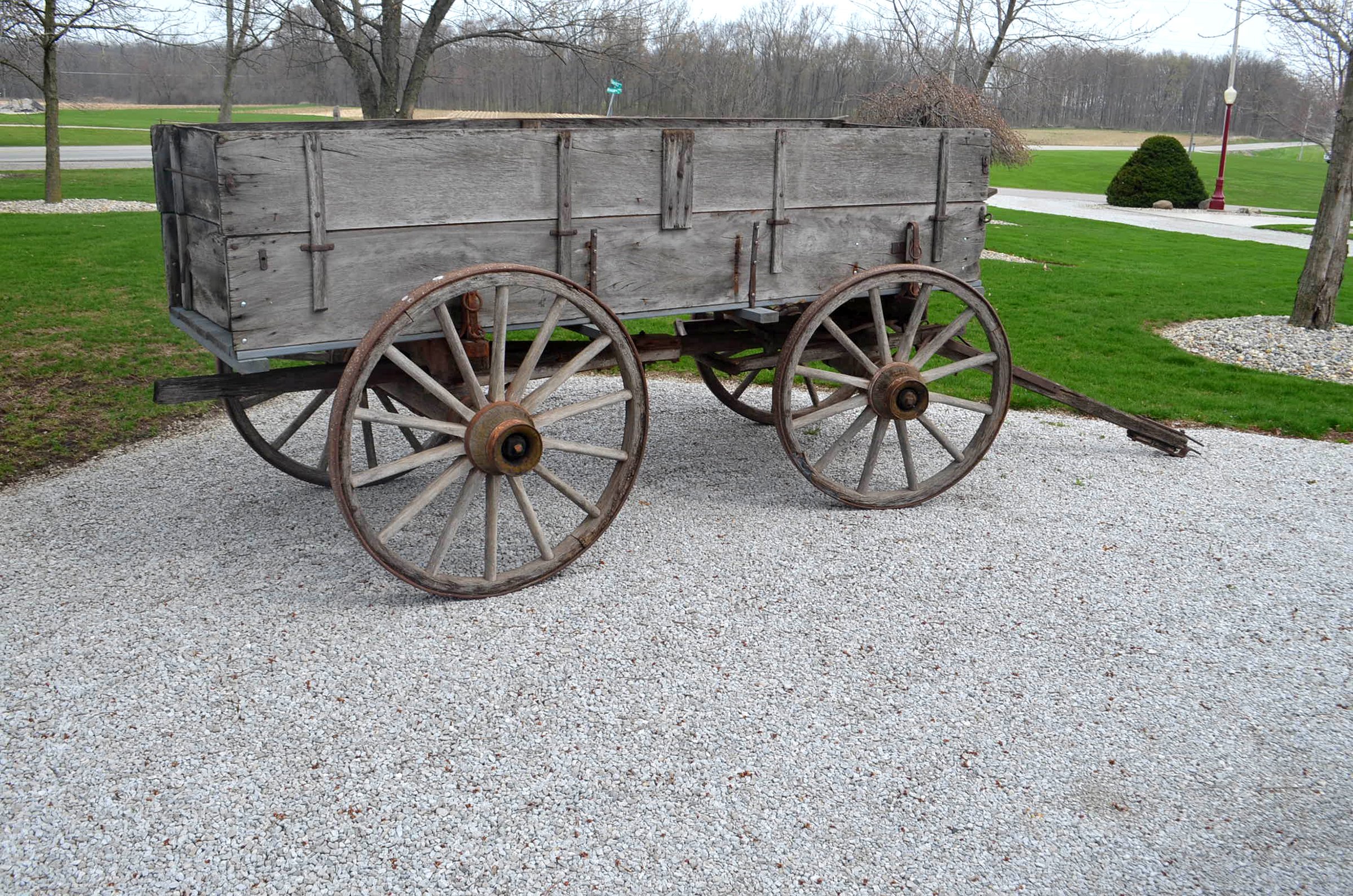 Property photo 252 - 2 MAJOR AUCTIONS - REAL ESTATE & PERSONAL PROPERTY AUCTION IN EAST ALLEN COUNTY, INDIANA